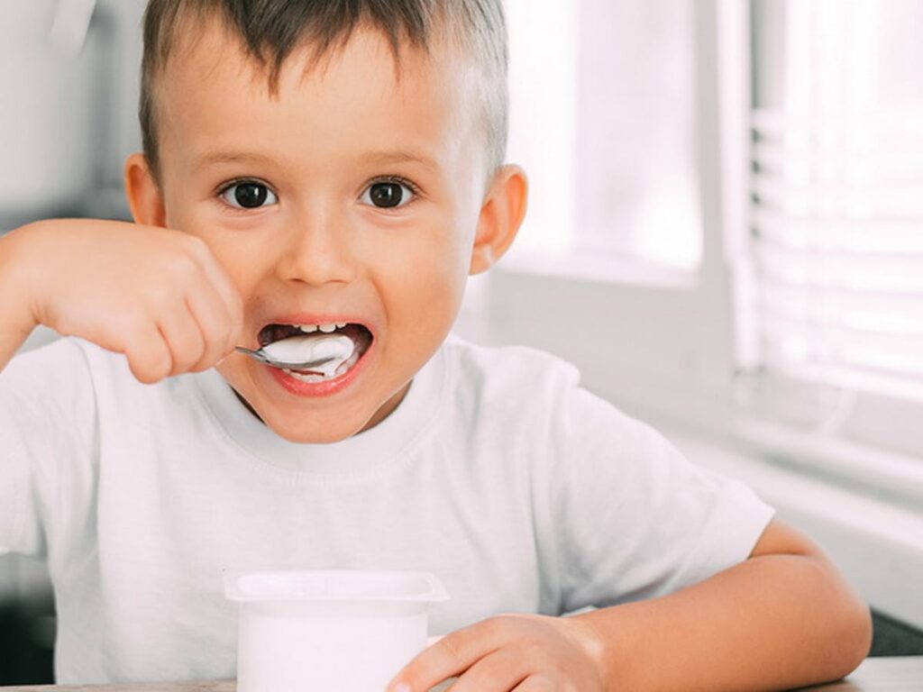 Manfaat Yogurt Untuk Anak